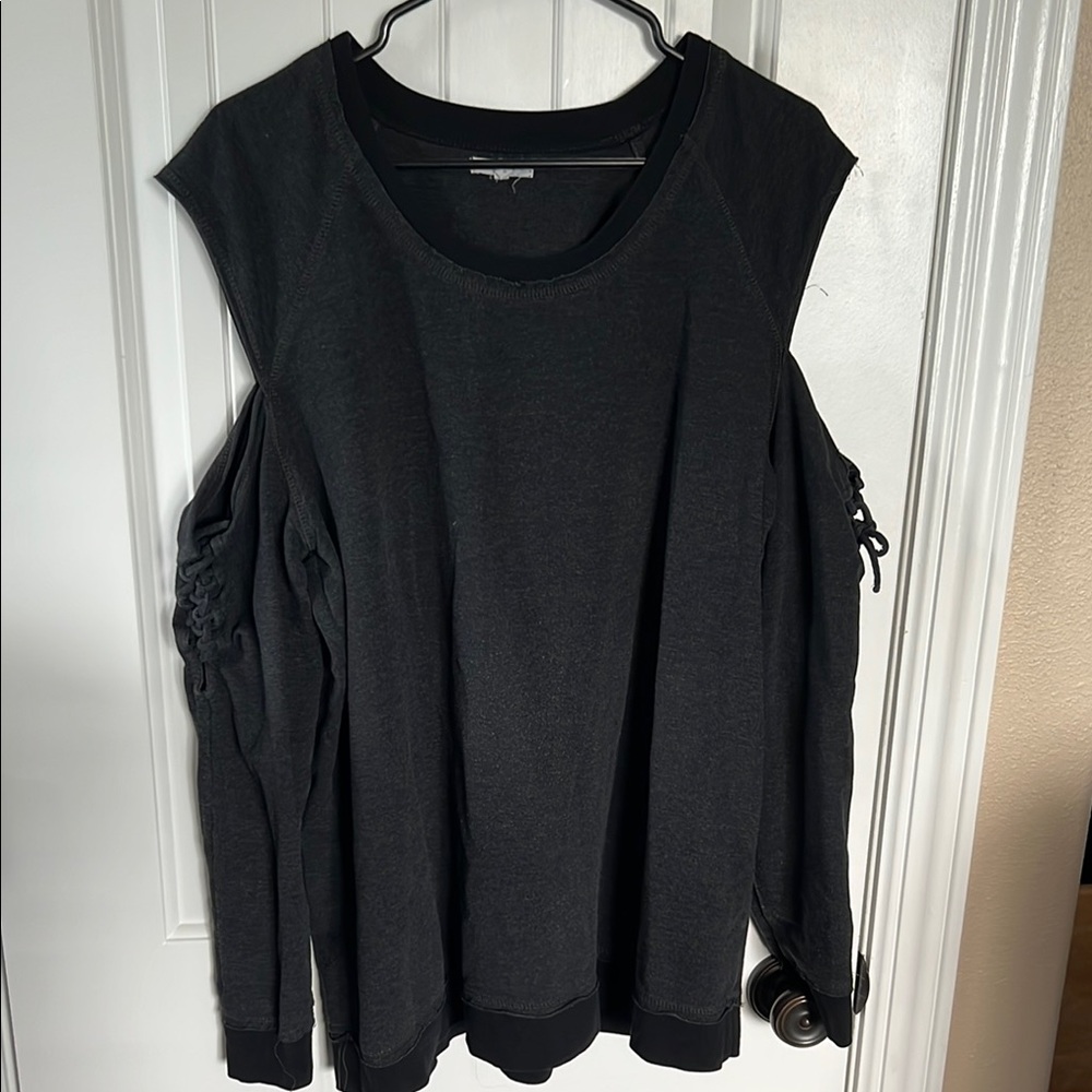 Women's Black Cold Shoulder Top